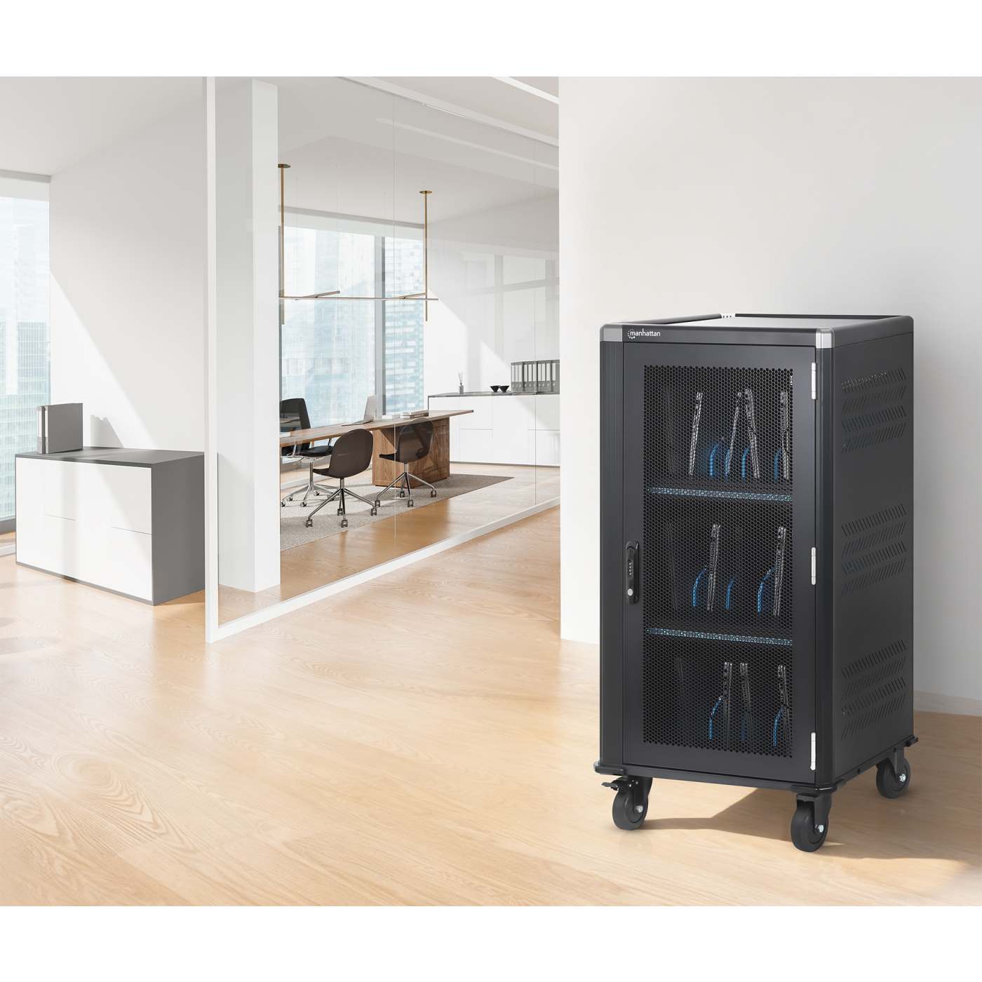 30-Port USB-C Charging Cart - 1920 W Image 5