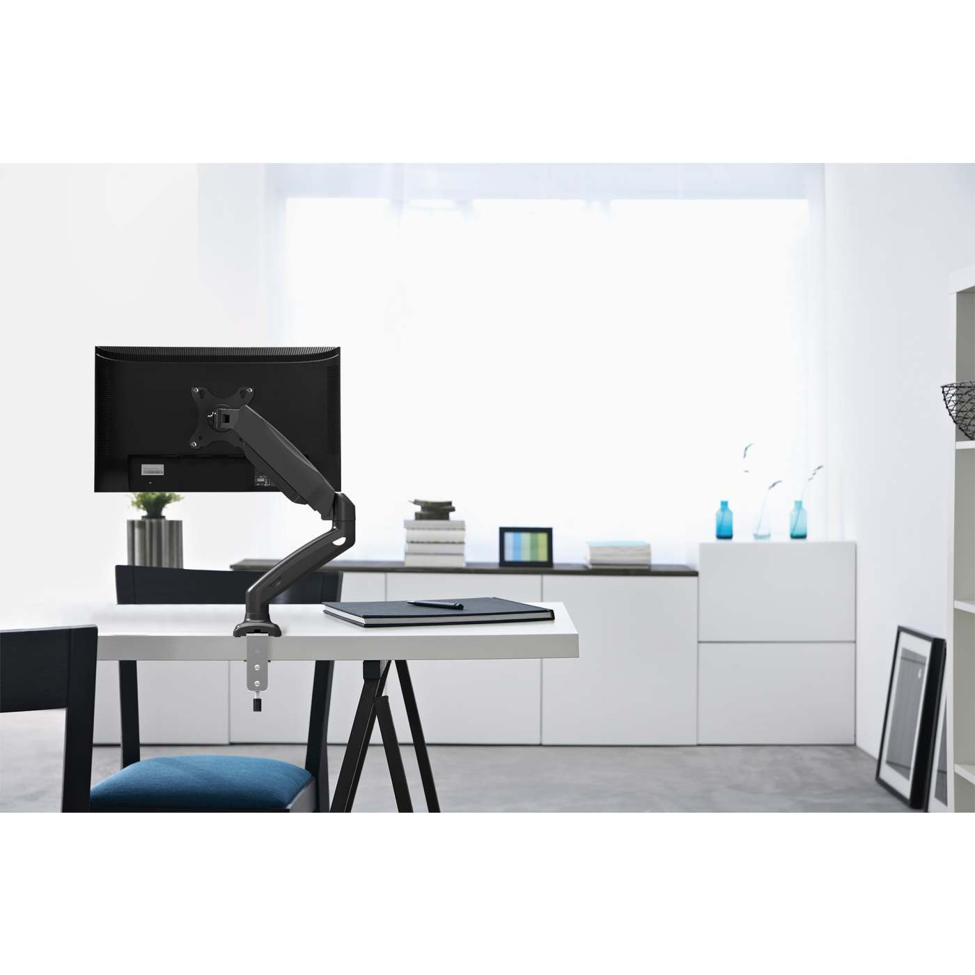 Aluminum Gas Spring Single Monitor Desk Mount Image 13