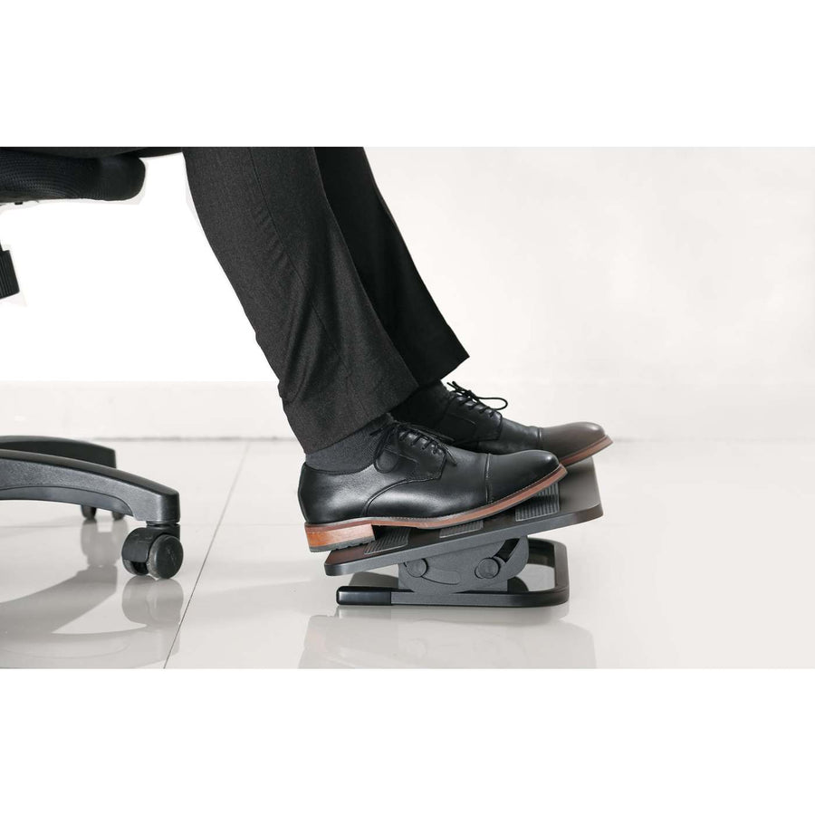Ergonomic Adjustable Footrest