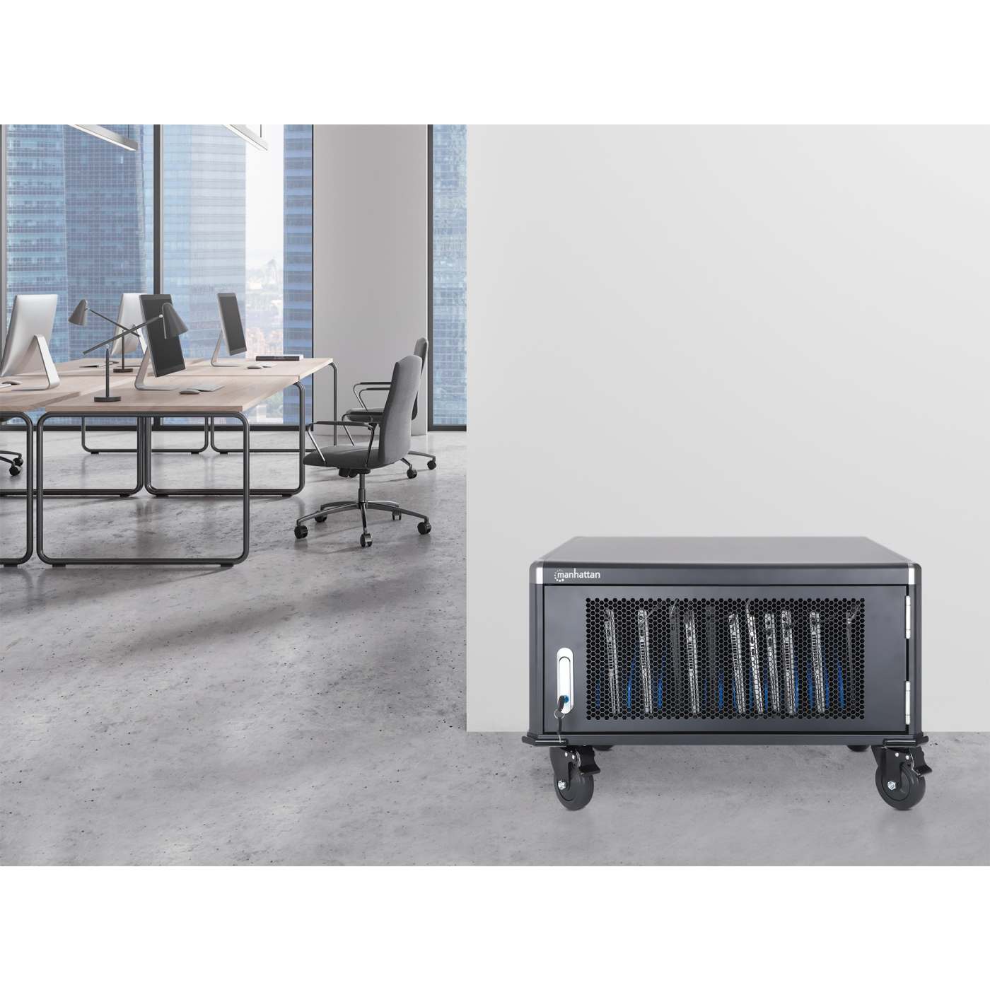 UK 20-Bay AC Charging Cart Image 8